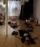 MORGON YOGA FREDAGAR
